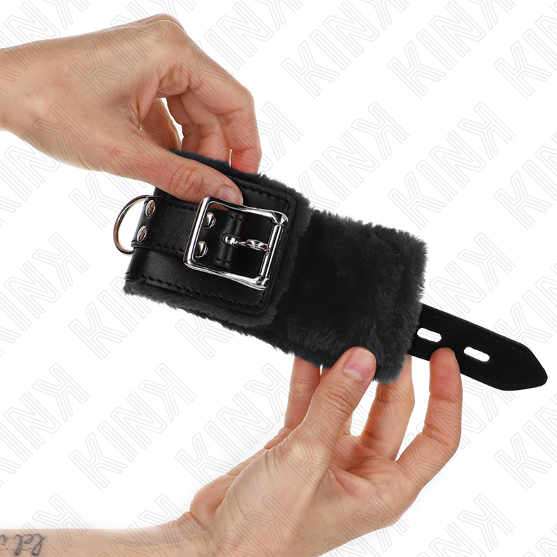 KINK - BLACK LEATHER LINING WRIST WITH ADJUSTABLE BLACK BELT 17-29 CM X 6 CM
