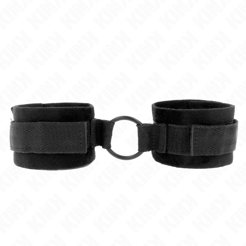 KINK - BEGINNER SKIN HANDCUFFS 25 CM WITH 4 CM O-RING BLACK ADJUSTABLE 15-25 CM