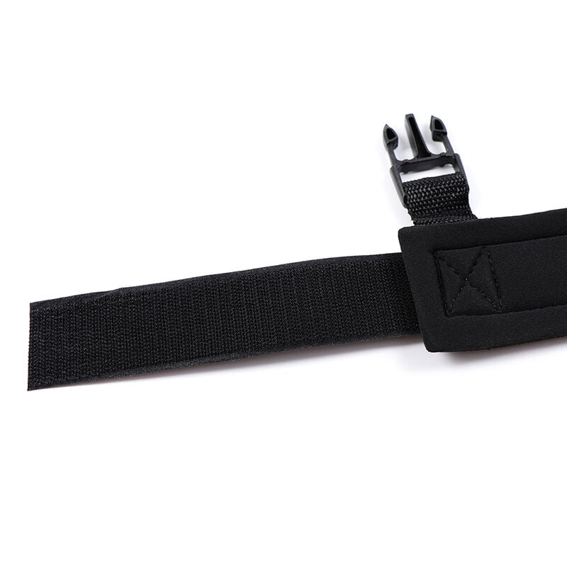 OHMAMA FETISH - NEOPRENE HOOK AND WRIST FIXING