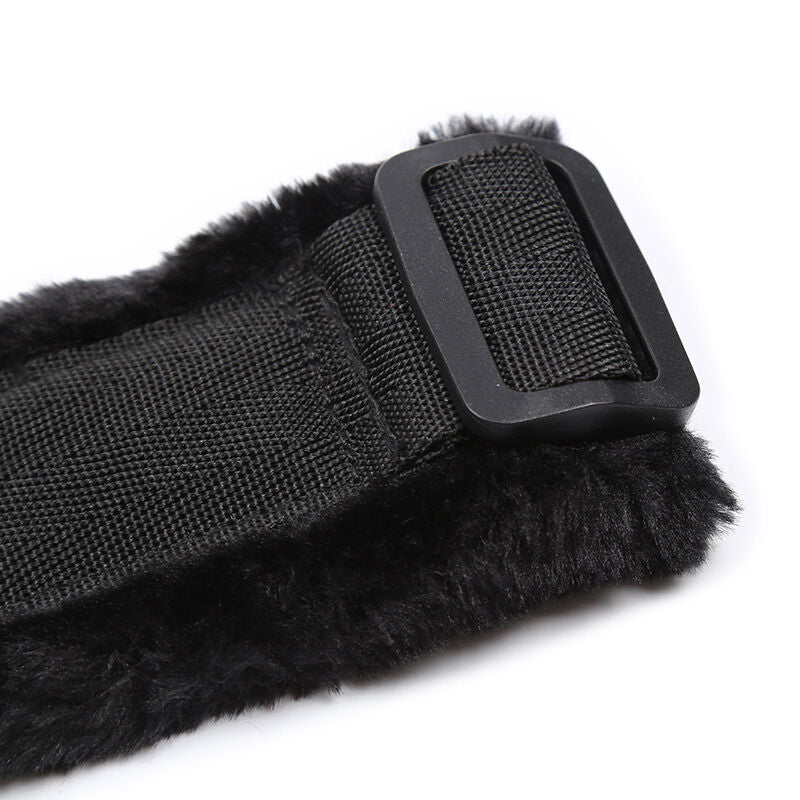 OHMAMA FETISH - FURRY WRIST WINGS
