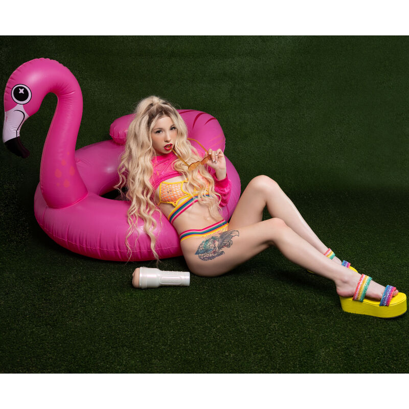 CHICAS FLESHLIGHT - VAGINA DE KENZIE REEVES