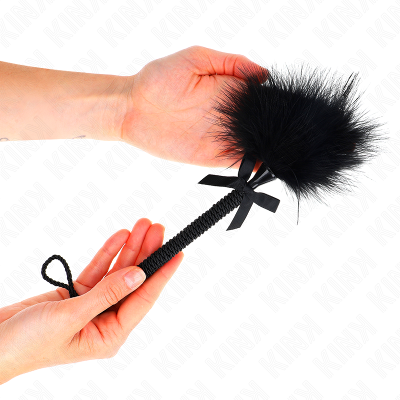 KINK - NYLON ROPE WAND WITH TICKLING FEATHERS AND BLACK LOOP 25 CM