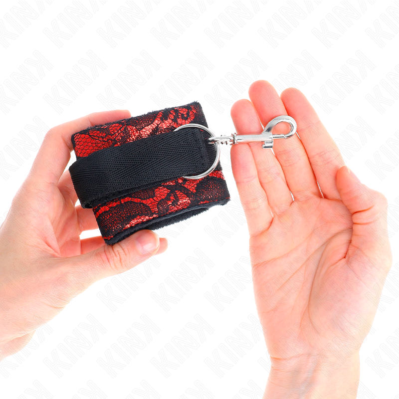 KINK - SHORT VELVET LACE CUFFS &amp; RED/BLACK NYLON BIND 23 X 6.5 CM