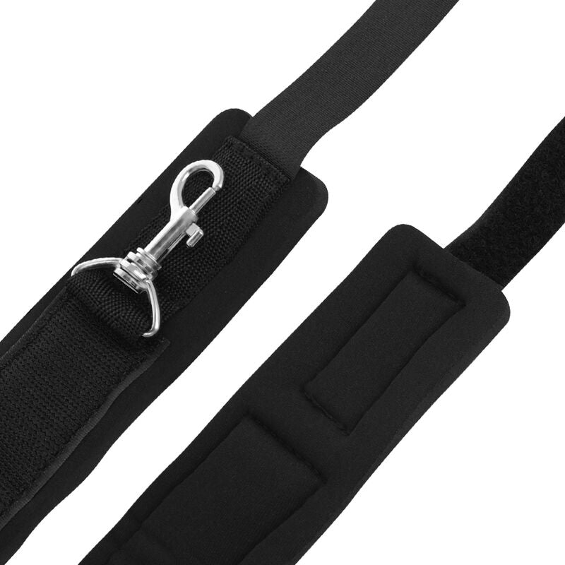 DARKNESS - DOOR BONDAGE HANDCUFFS